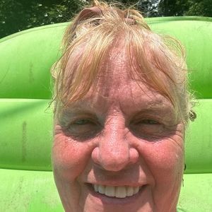 Meet your Posher, Debra